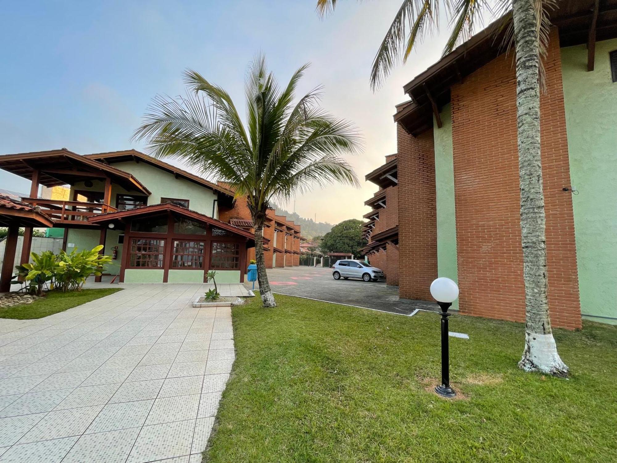 Pe Na Areia Na Praia Das Toninhas - Villagio 24 Porto Feliz أوباتوبا المظهر الخارجي الصورة