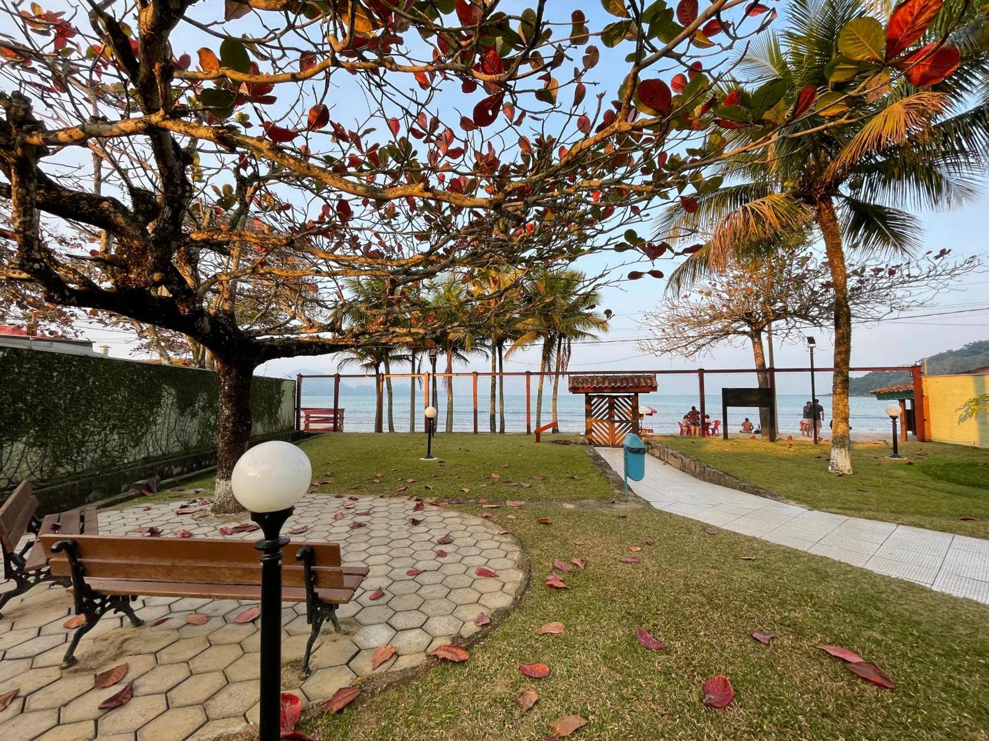 Pe Na Areia Na Praia Das Toninhas - Villagio 24 Porto Feliz أوباتوبا المظهر الخارجي الصورة